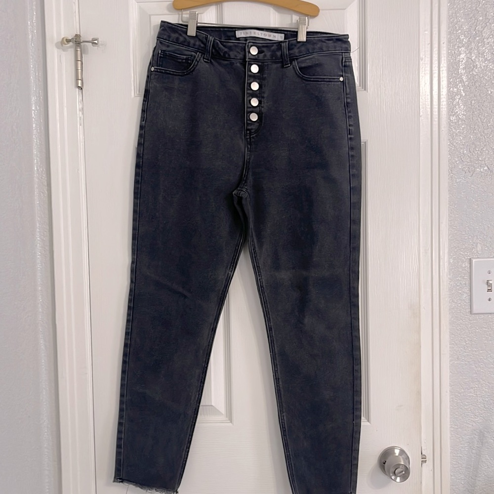 Black skinny jeans size 13 juniors